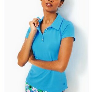 Lilly Pulitzer Lunar Blue UPF 50+ Luxletic Frida Scallop Top